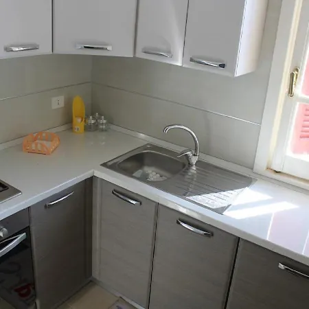 Apartment Bilocale Carmine *