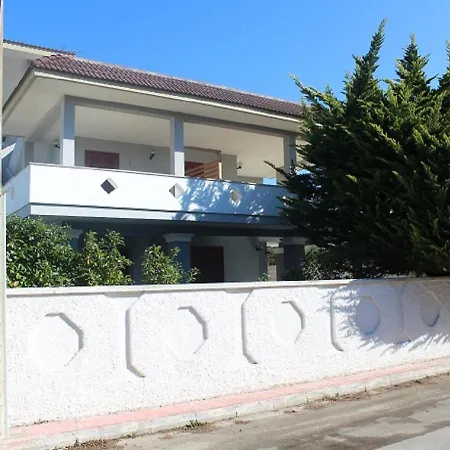Bilocale Carmine Apartment *
